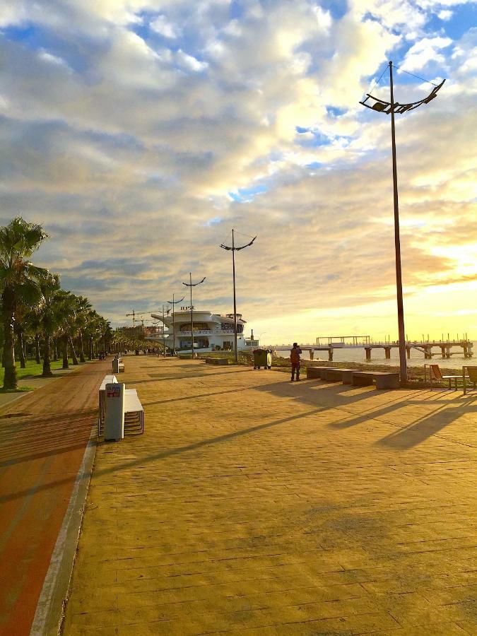 Batumi Orbi Beach Tower ภายนอก รูปภาพ